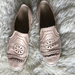 Wheelhouse cut out sneakers - by Seychelles